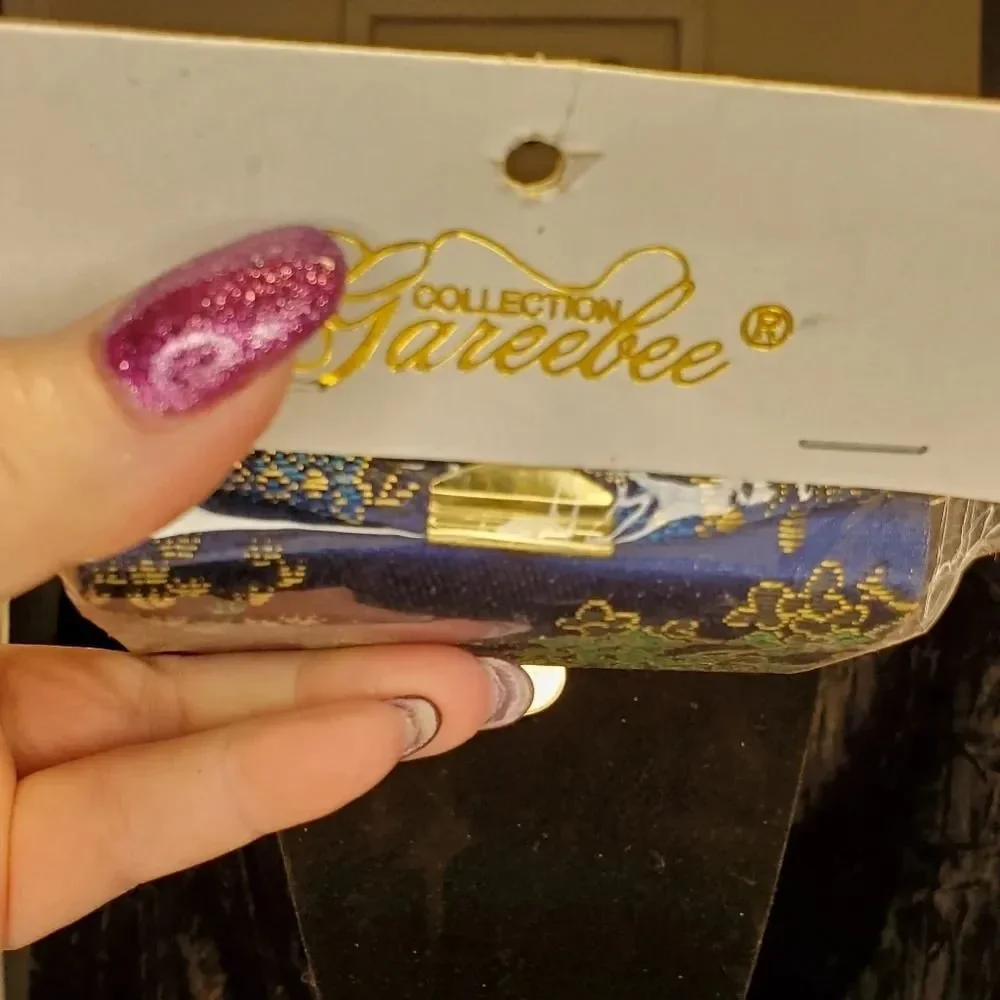 NWTs ~ Old Hollywood Glammor 🎥 Lipstick 💄 Holder w/ Mirror